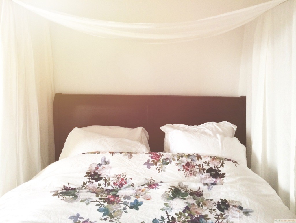 DIY bohemian hemelbed